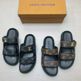 Picture of Louis Vuitton Slippers _SKULVsz38-45mnf04361327